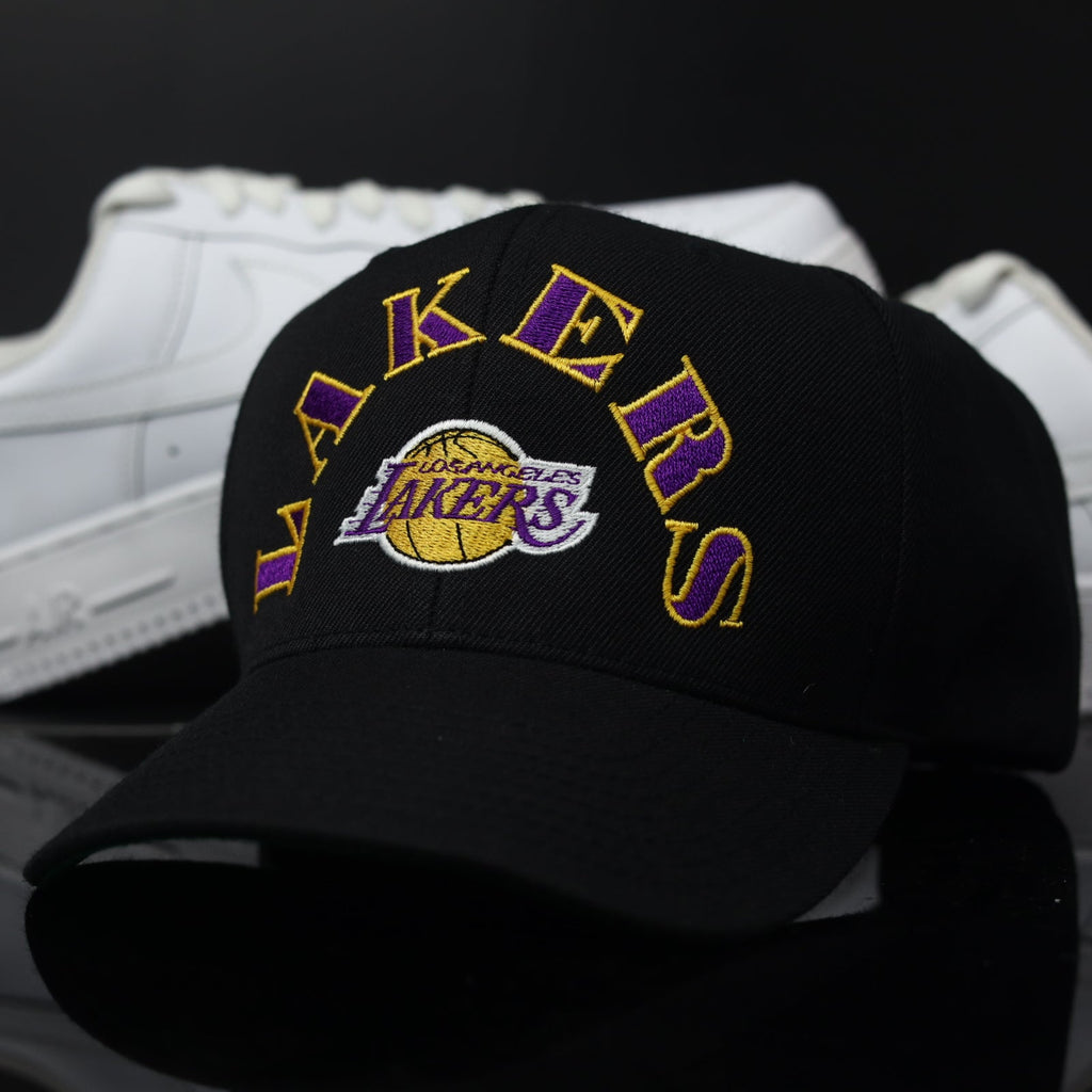 LAKER$ ARCH BOLD BLK (Green UV)