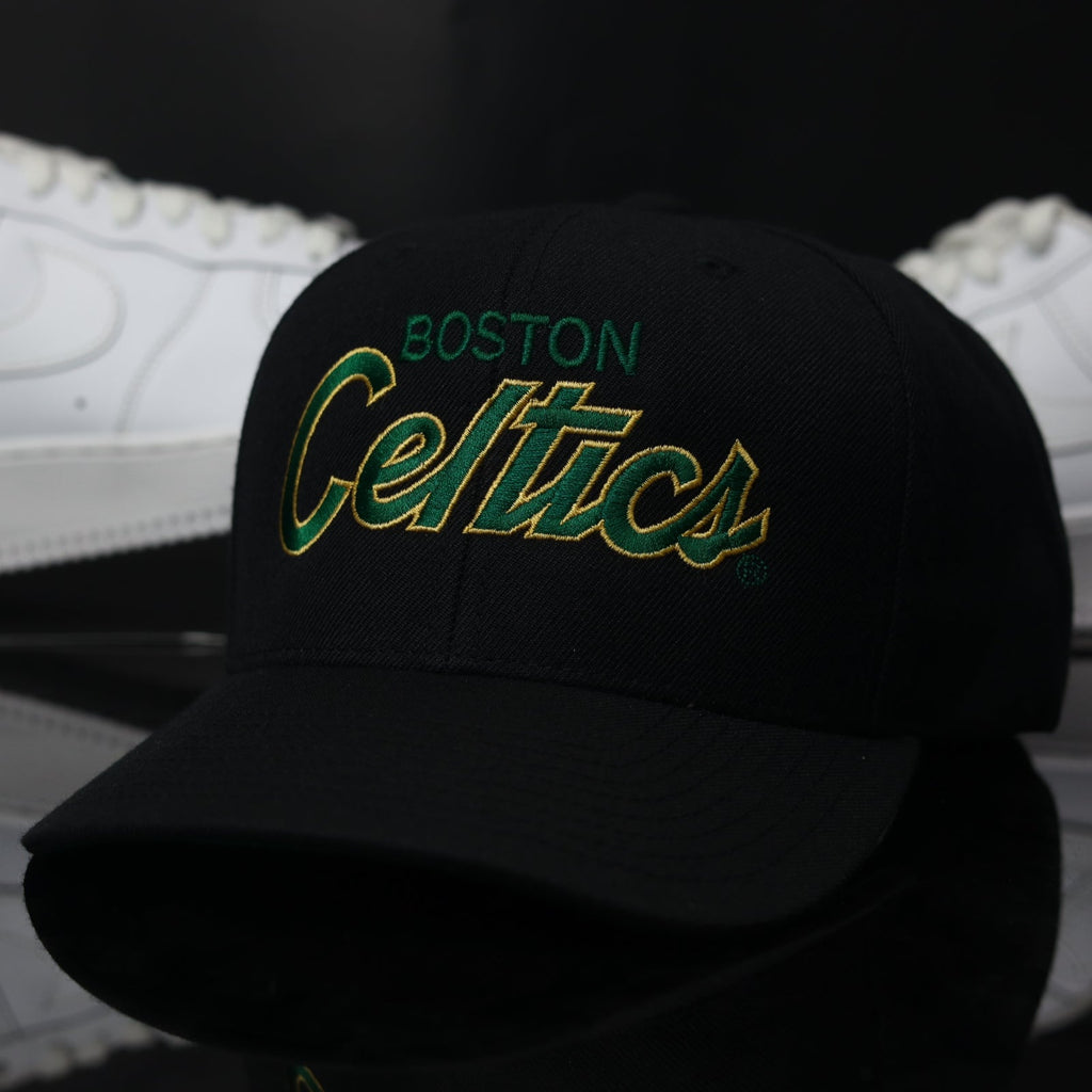 BOSTON "VINTAGE SCRIPT" BLK (GREEN UV)